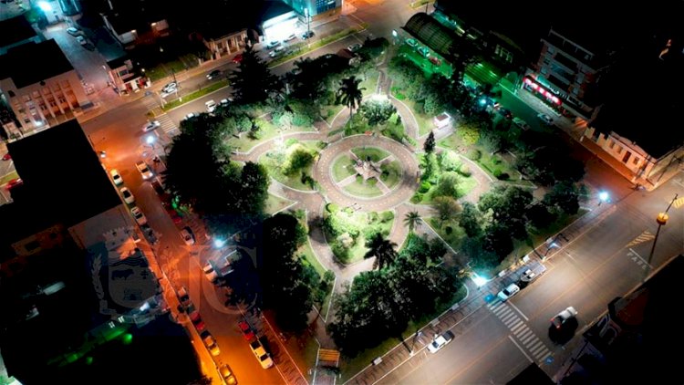 PRAÇA DA MATRIZ NOVA - CASTILHO - SP